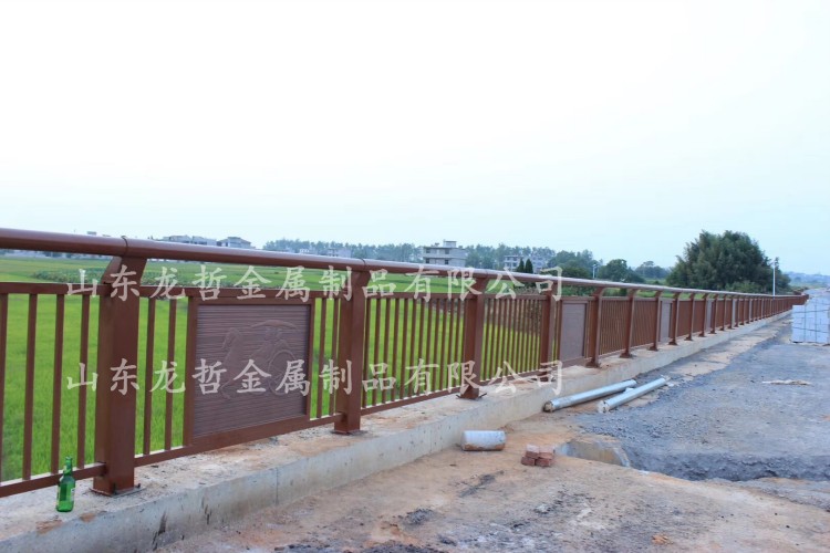 南昌?；韬虼蟮缞A護(hù)欄工程案例